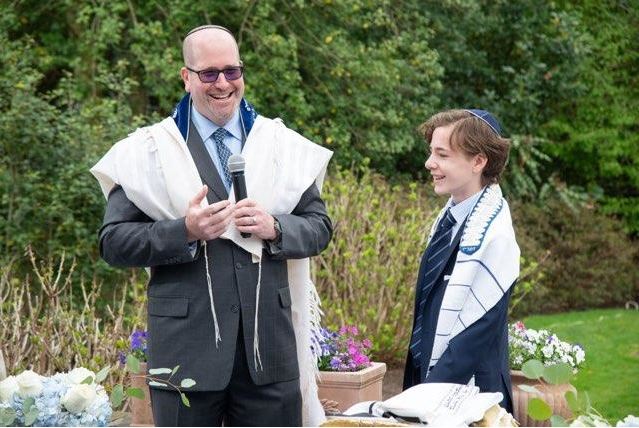 Book a Rabbi for Bar Mitzvah Ceremony