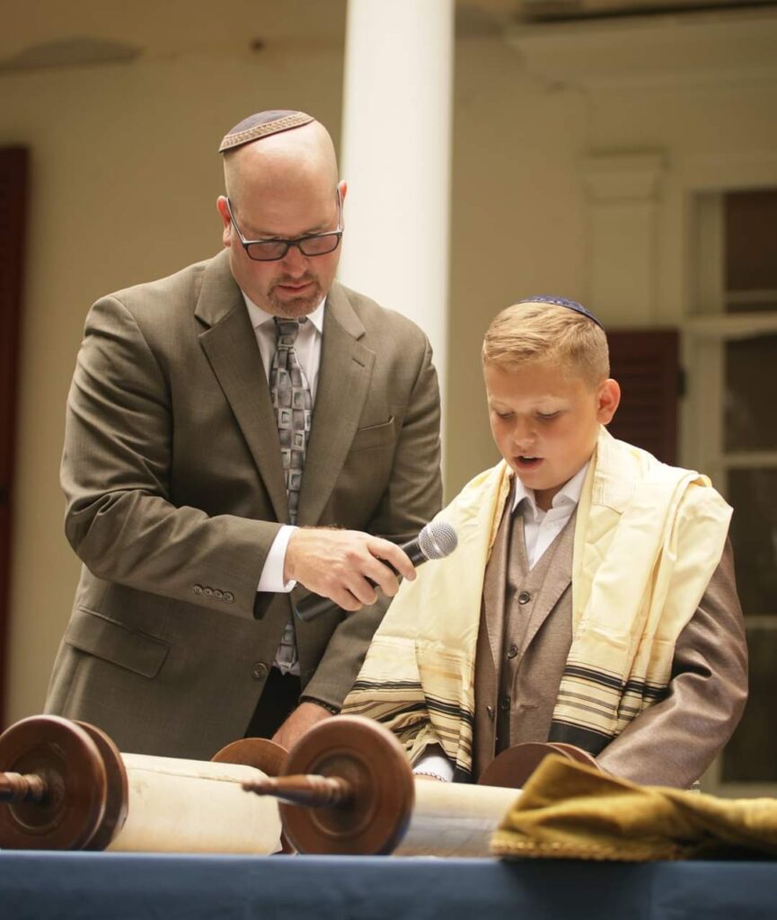 Unaffiliated Bar Mitzvah Service with a Rabbi