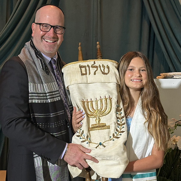 Book a Rabbi for Bat Mitzvah in Miami Florida