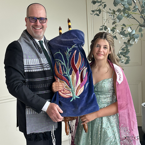 Independent Rabbi for Bat Mitzvah in Detroit Michigan